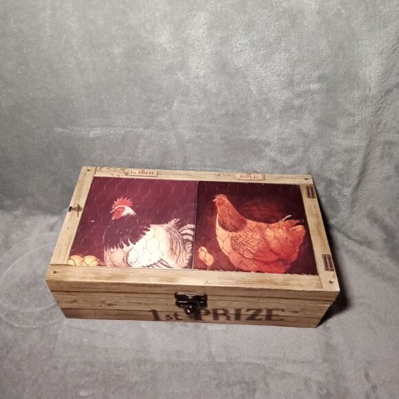 Wood Box With Chickens Home Decor - Picture 9 of 9